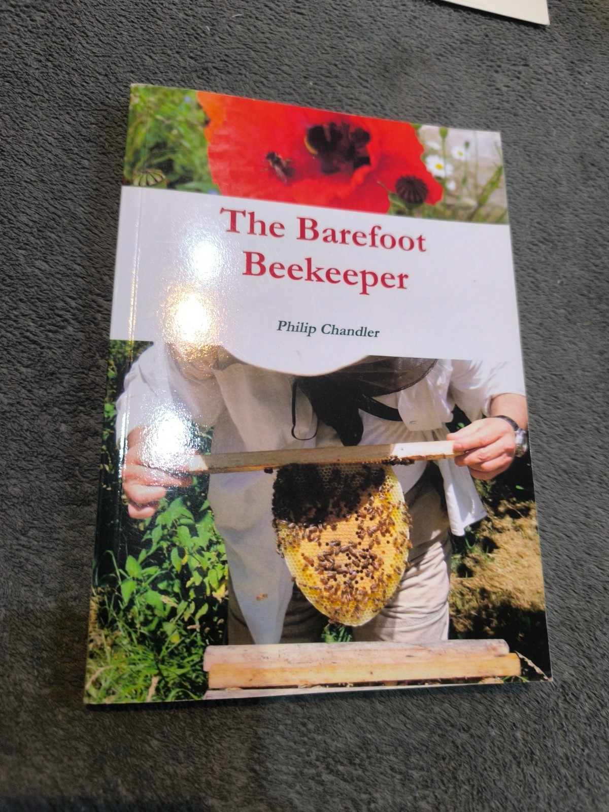 The Barefoot Beekeeper by P.J. Chandler (English) Paperback Book - Free P+P