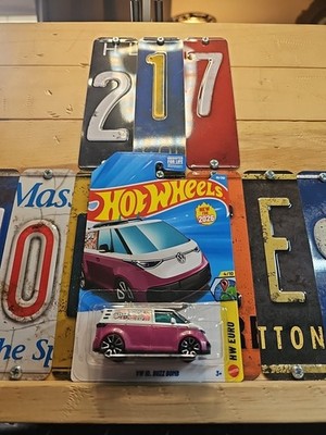 Hot Wheels VW ID. Buzz Bomb Purple 86/250 New for 2026