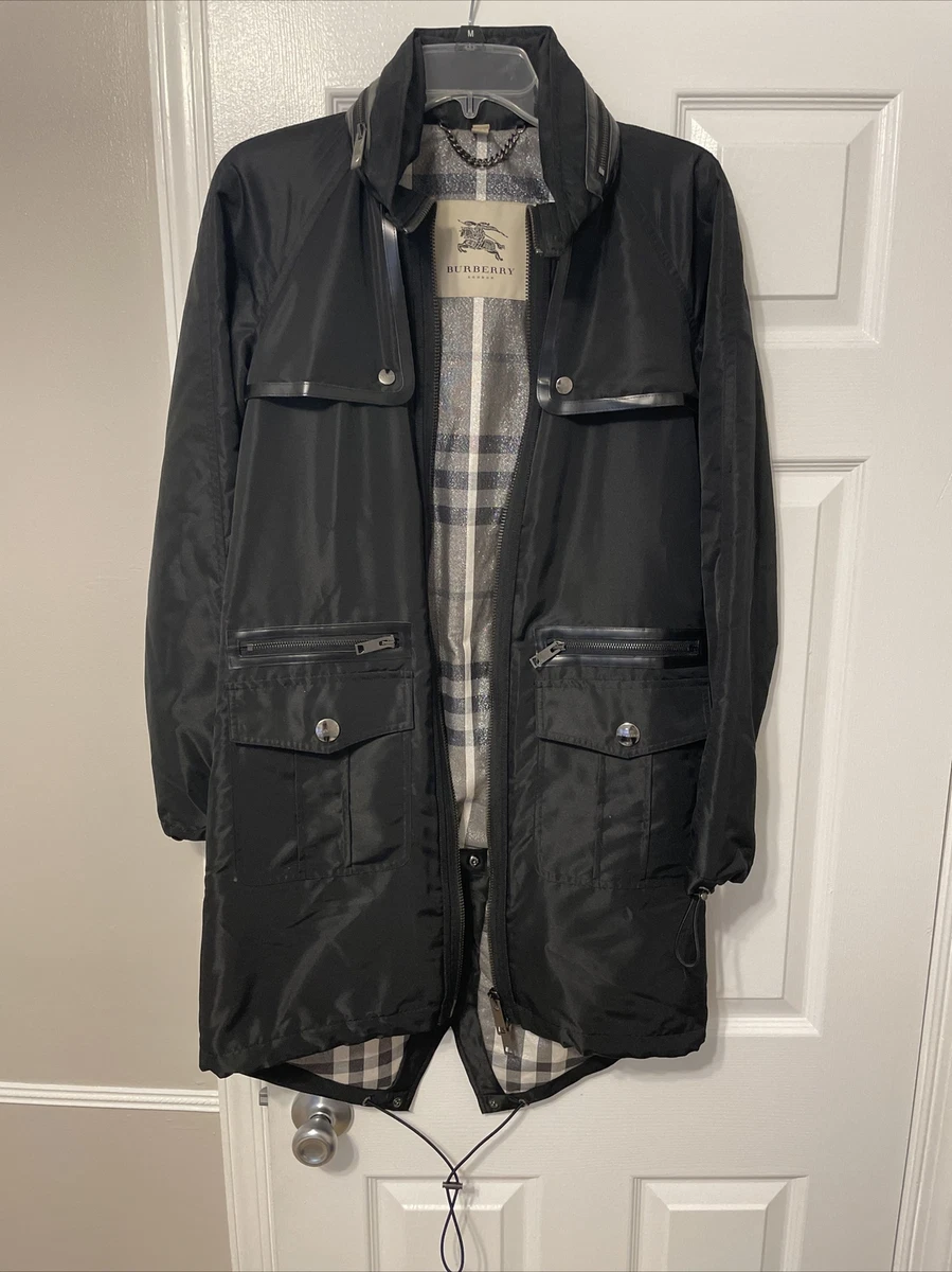 Burberry store raincoat black