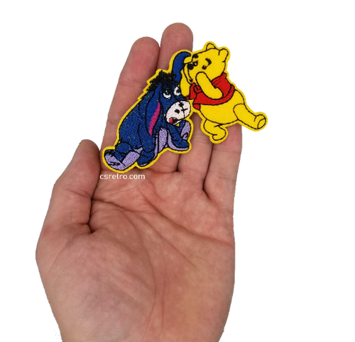 Pooh & Eeyore Vintage 80s Style Retro Bordado Hierro en parche Apliques Nuevo - Imagen 2 de 2