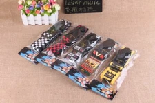 2022复古时尚的潮流背带