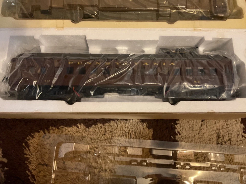 Lionel K-Line 6-21326 Interurbans Pennsylvania Powered & Dummy 2 Car Train Set - Image 4 of 4