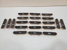 Vintage collection TECH DECK fingerboards 20 different. Please see my pictures. 