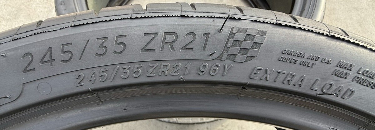 Set of TWO BRAND NEW 245/35ZR21 96Y Michelin Pilot Sport 4S Tires