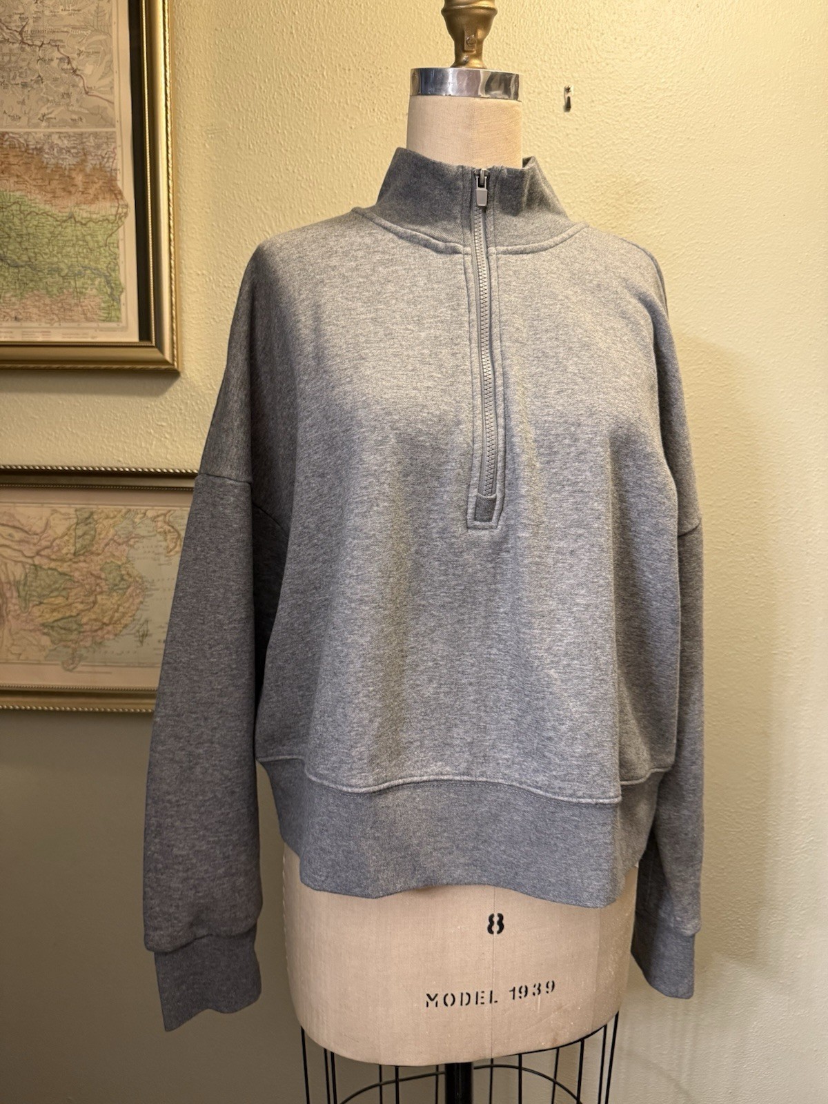 Fabletics Long Sleeve Grey Pullover Large Half Zi… - image 5