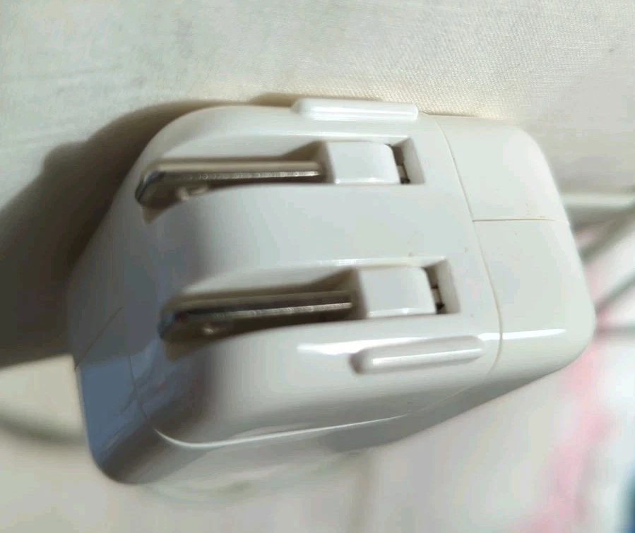 OEM Genuine Original Apple iPad 10W/12W USB Wall Charger ADAPTER A1357 + Cord - Image 3 of 4