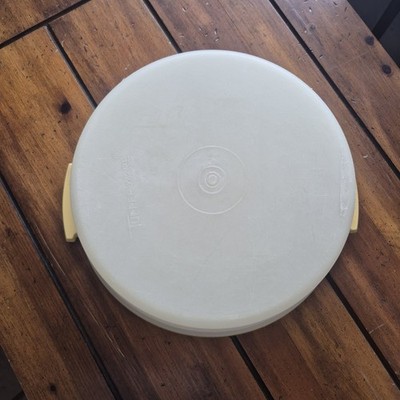 Vintage Tupperware Pie Cake Keeper Carrier With Lid 719-2 No Strap