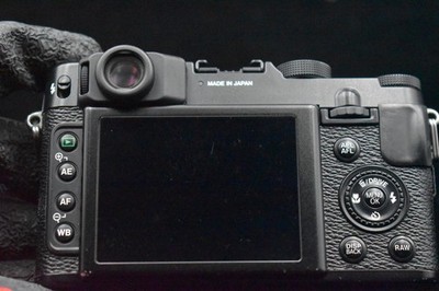 Fujifilm X10 Black Point and Shoot Compact Digital Camera US Duty