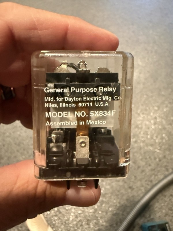 8-Dayton 5X834F General Purpose Plug-In Relay 24V Coil 13A DPDT 8-Pin