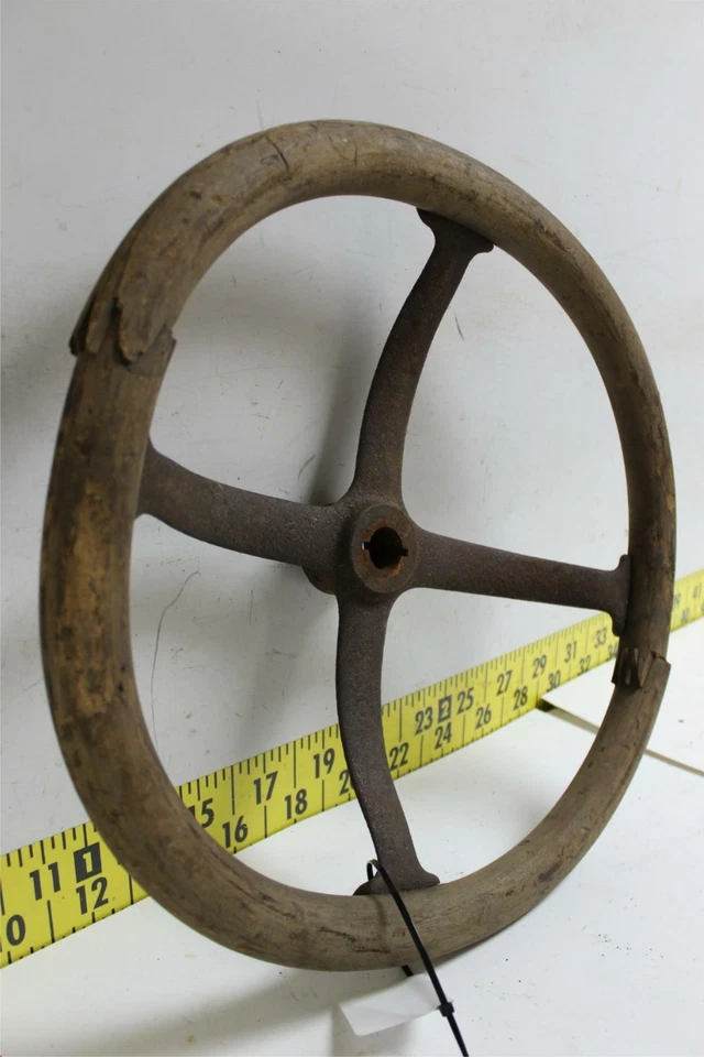 Volante de madeira usado OEM Ford 4 raios 18" modelo T (SVM84) - Imagem 4 de 4