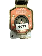 Crouse-Hinds ENR C21201 M3, 20 Amp, 125 Vac, Receptacle Assembly