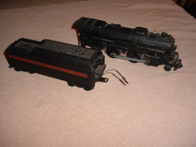 Lionel 8305 Steam Engine with MILWAUKEE ROAD Sound Tender 0-027