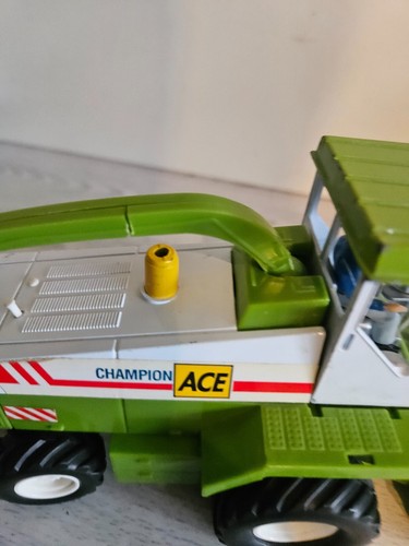 ultra rare ace champion Combine Harvester 1:32 Scale Model Toy turning wheels - Picture 5 of 11