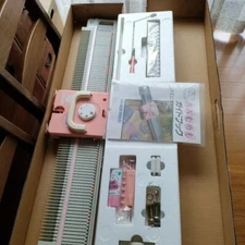 【All US import fees included】 Knitting Machine Amimumemo LK100  Silver Reed used