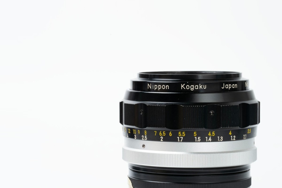 Nikon Nikkor-H Auto 85mm F1.8 - non-AI; Nikon F mount (91-93%new