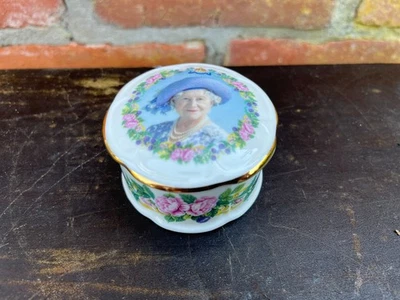 Women of the Century, The Queen Mother Trinket Box. - Image 1 of 4