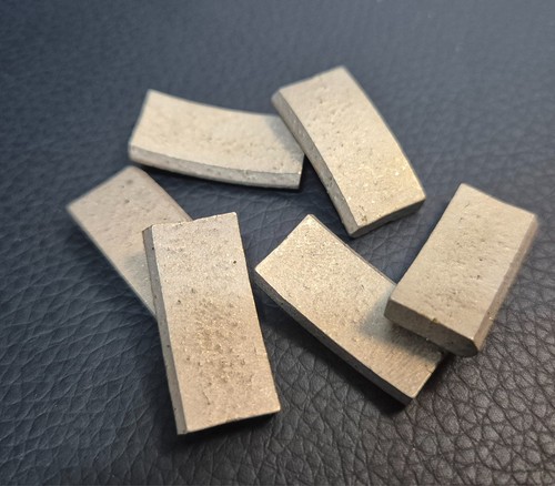 4 Zoll 100 mm (Stärke 4,0) 500 STCK. UNIVERSAL DIAMANT KERNBOHRER SEGMENTE BOHRSEGMENTE - Bild 4 von 4