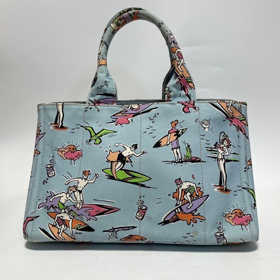 o40 Excellent condition PRADA triangular logo all… - image 3