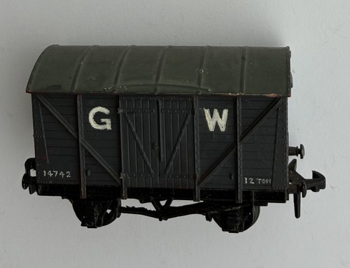 Hornby Dublo GWR belüfteter Van 14742 Spurweite OO umlackiert Meccano | Condition: Used
