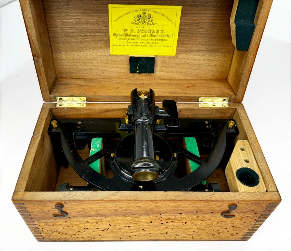 Antigo W.F. Bússola de pesquisa grafômetro semi circunferente bronze Stanley c1870 - Imagem 3 de 4