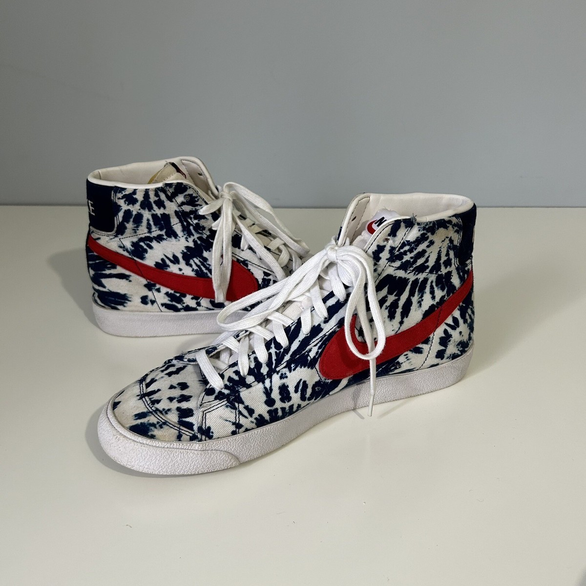 Nike Blazer Mid 77 Vintage Men's Size US White Blue Tie Dye Shoes  CZ7874-600