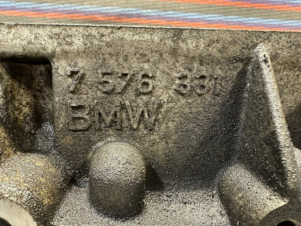 2007-2010 BMW 335I CYLINDER LOWER BARE ENGINE MOTOR BLOCK CRANKCASE 7576331 OEM - Image 2 of 4