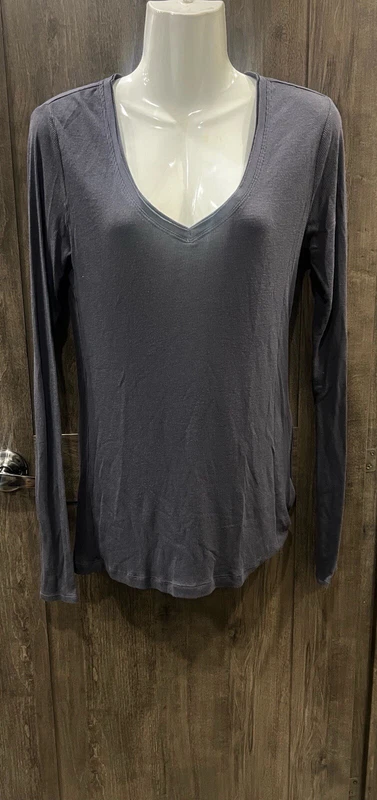 athleta long sleeve active shirt