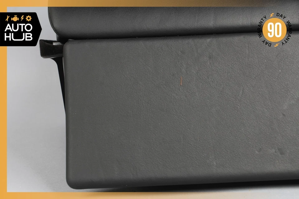 07-12 Mercedes R230 SL600 SL65 AMG compartimento de almacenamiento trasero derecho OEM Foto 3 de 4