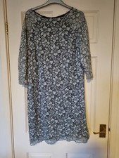 PER UNA TG 14 ABITO VERDE COMPLETAMENTE FODERATO IN PIZZO INDOSSATO UNA VOLTA