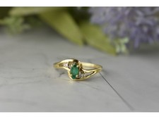 Pear Cut Simulated Green Emerald Engagement Band Ring In 14k Yellow Gold Plated