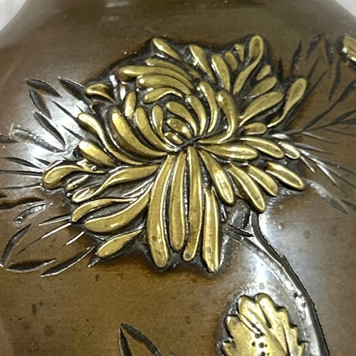 Antique Japanese Meiji Mixed Metals Brass Copper Brass Chrysanthemum Floral Vase - Picture 6 of 8