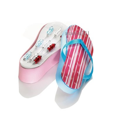 AVON 3 Fußkettchen in Zehensandalen-Verpackung versilbert, rot, hellblau, klar