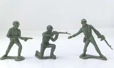 Tim Mee Military Toy Soldiers Lot Of 3 Pose Mix Vintage Plastic Green
