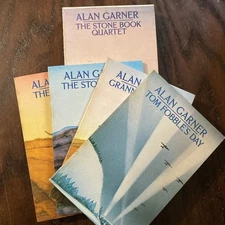 THE STONE BOOK QUARTET - Alan Garner Set Paperbacks in Slipcase Lions 1979 PB