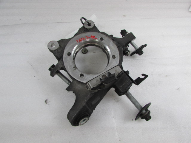 Maserati Quattroporte, Ghibli, LH, Left Rear Knuckle/Stub, Used, P/N 670006802