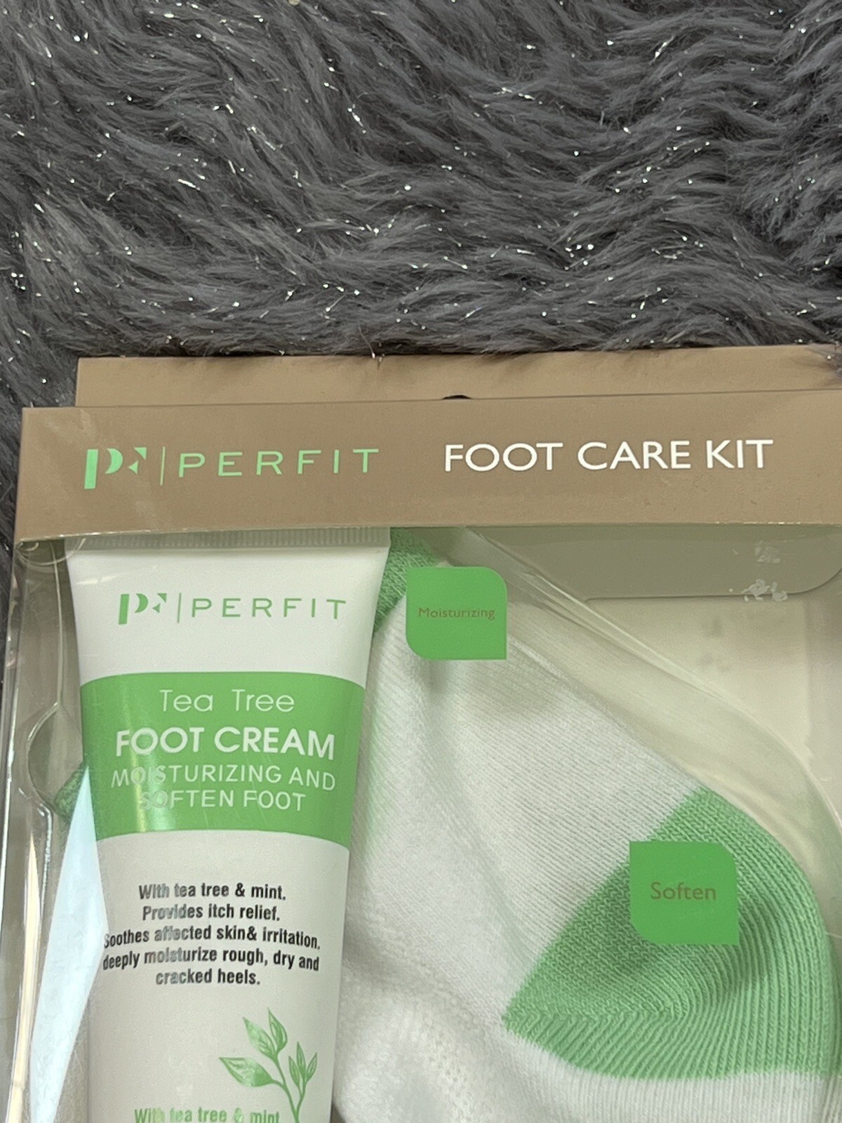 New Perfit Foot Care Kit Includes Foot Cream And Moisturizing Gel Heel