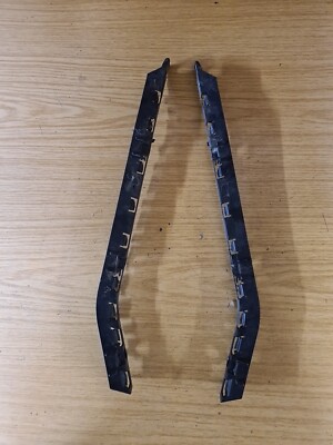 MERCEDES BENZ W204 C220 2011 STOßSTANGE HALTER HINTEN RECHTS & LINKS A2048800330