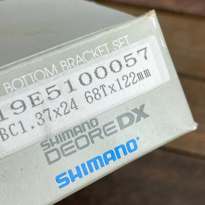Boîtier De Pédalier Shimano DX (BB-M650) - NOS - 122,5 Mm, Carré, 68 Mm - VTT Années 90