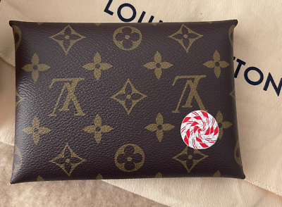 New Louis Vuitton Vivienne Pochette Kirigami M12203 3 Piece Pouch