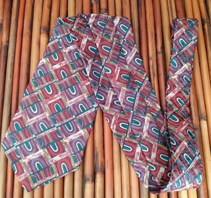 EUC BUGATTI Multicolored Geometric Patterned Rain… - image 8