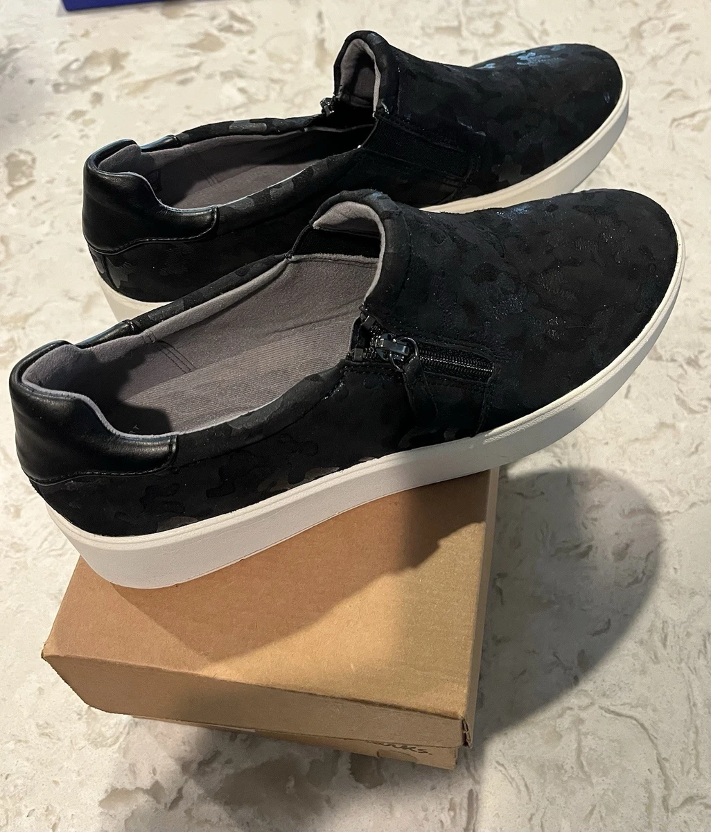 Clarks Layton Step Slip-on Shoes 11M NEW