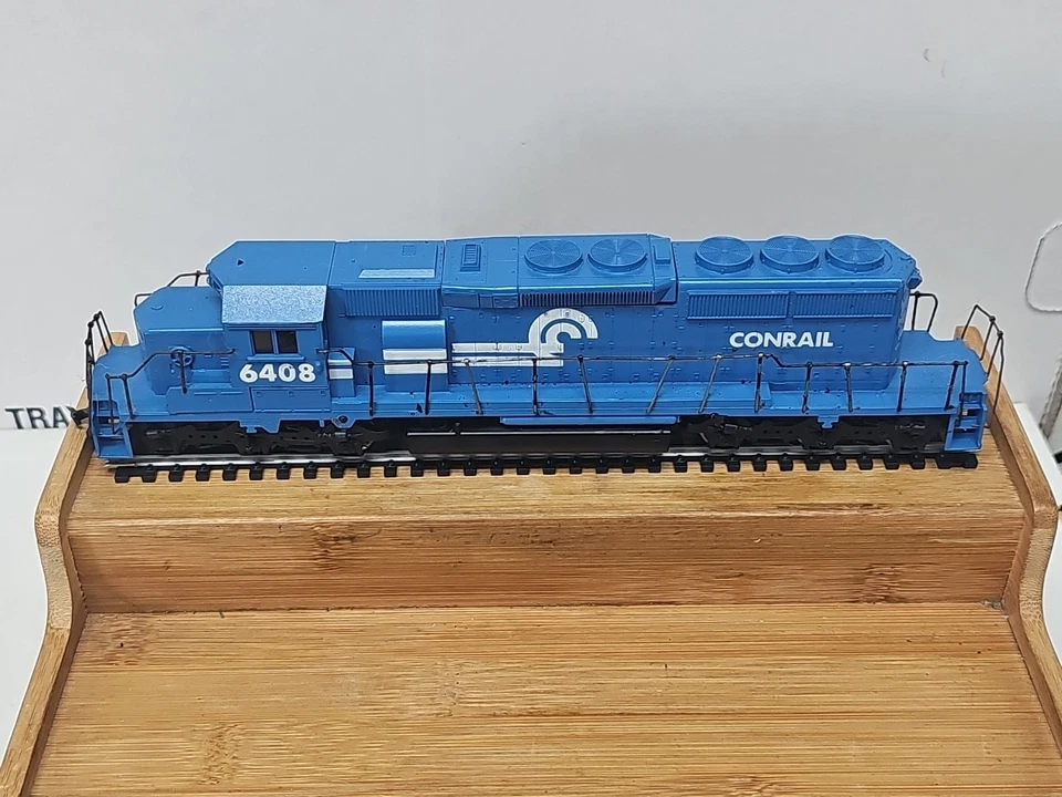  ATHEARN 4404 CONRAIL EMD SD40-2 DIESEL LOCOMOTIVE #6408 Runs.  - Image 2 of 4