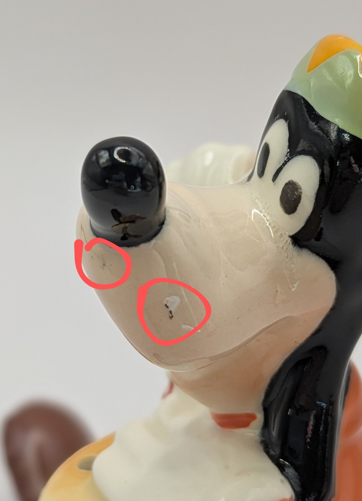 Enesco Disney Indian Native American  Goofy Salt & Pepper Shakers Set Mickey&Co