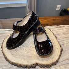 Women  s Alegria Pal-407 Shoes Patent Leather Animal Print 37