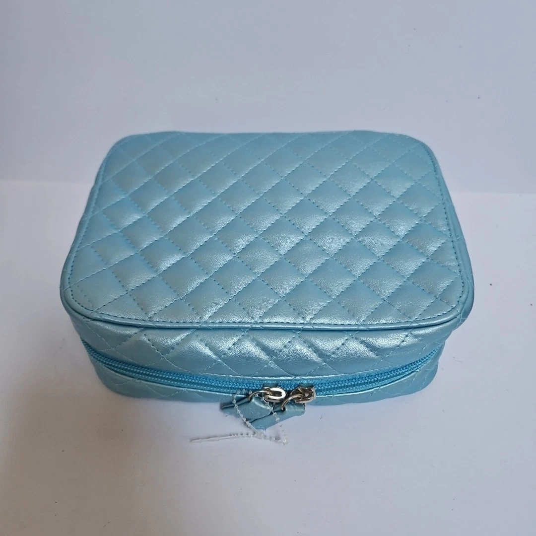 Trish McEvoy Makeup Planner Metallic Light Blue 7.5inx5.5inx3in