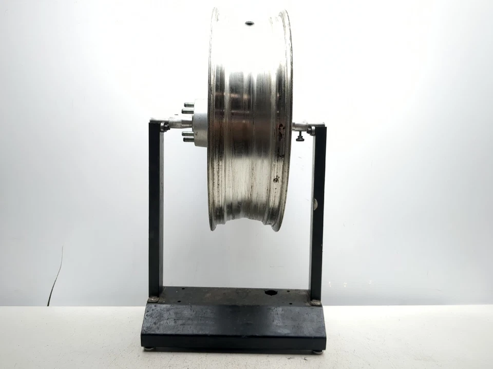 Llanta trasera Victory Kingpin 04-12 recta 18x5,00 Foto 2 de 4