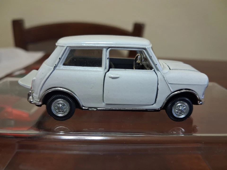 AUTO PILEN AUSTIN MINI COOPER SCALA 1/43 - Immagine 4 di 4