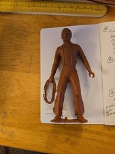 Vtg Louis Marx  Co. - 1960's Vtg 5" Plastic Cowboy w/Rope Lasso , Earth color