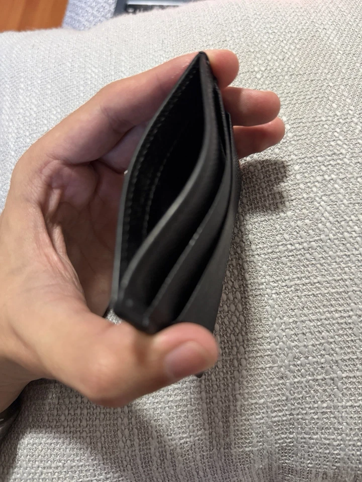 Burberry Grainy Leather Card Case with 4 Card Slot - Image 4 of 4