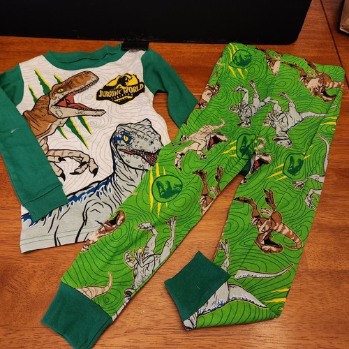 Jurassic World boys size 4 2 piece pajama set pajamas dinosaurs - 第 1/1 張圖片